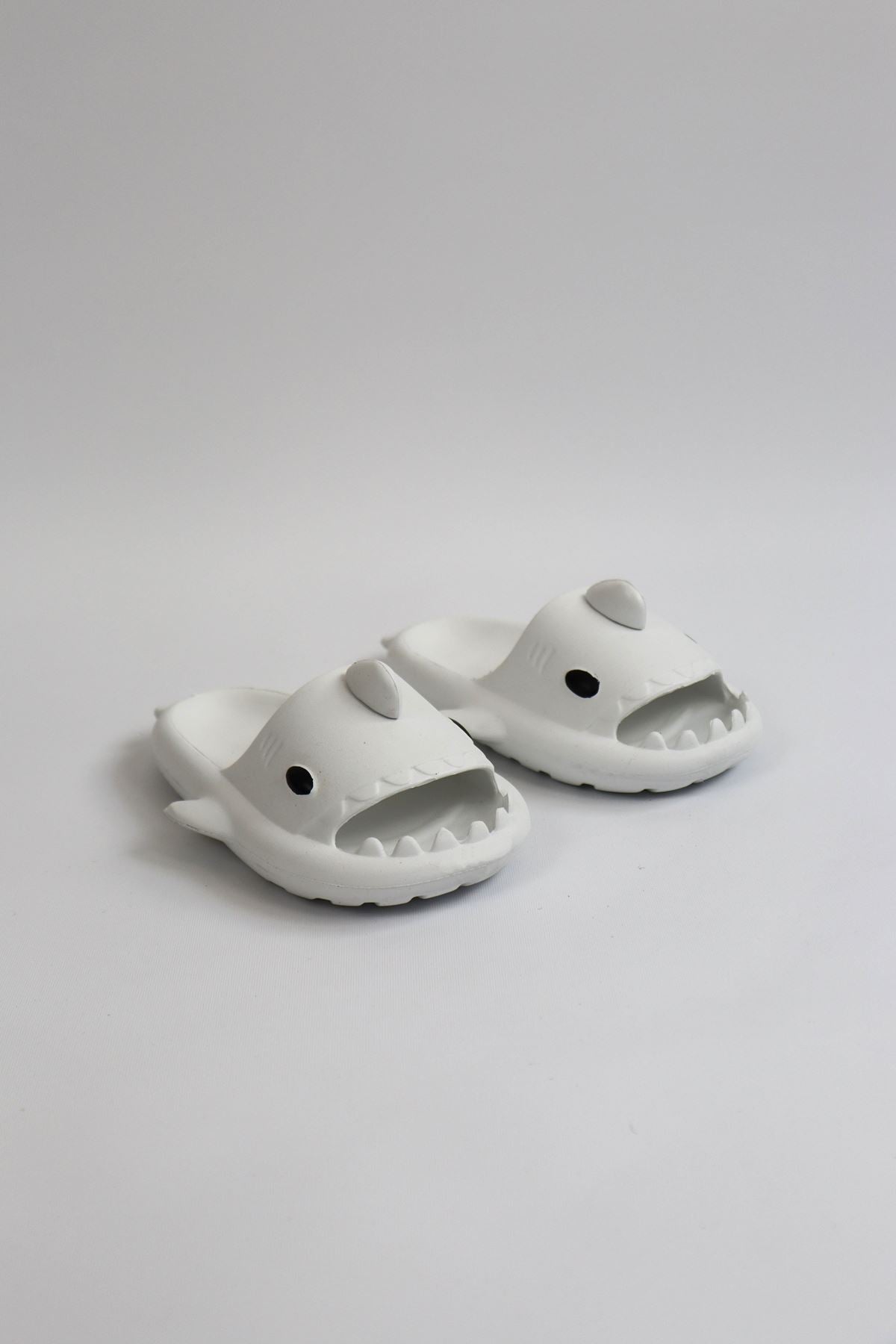 WG500 Köpekbalığı Beyaz Unisex Tam Ortopedik Terlik Shark Slides Cocuk
