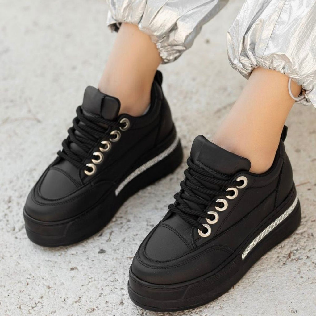 Lulu Siyah Cilt Bağcıklı Spor Ayakkabı