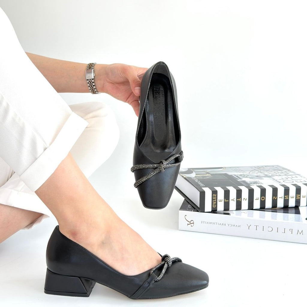 Estay Siyah Cilt Topuklu Ayakkabı