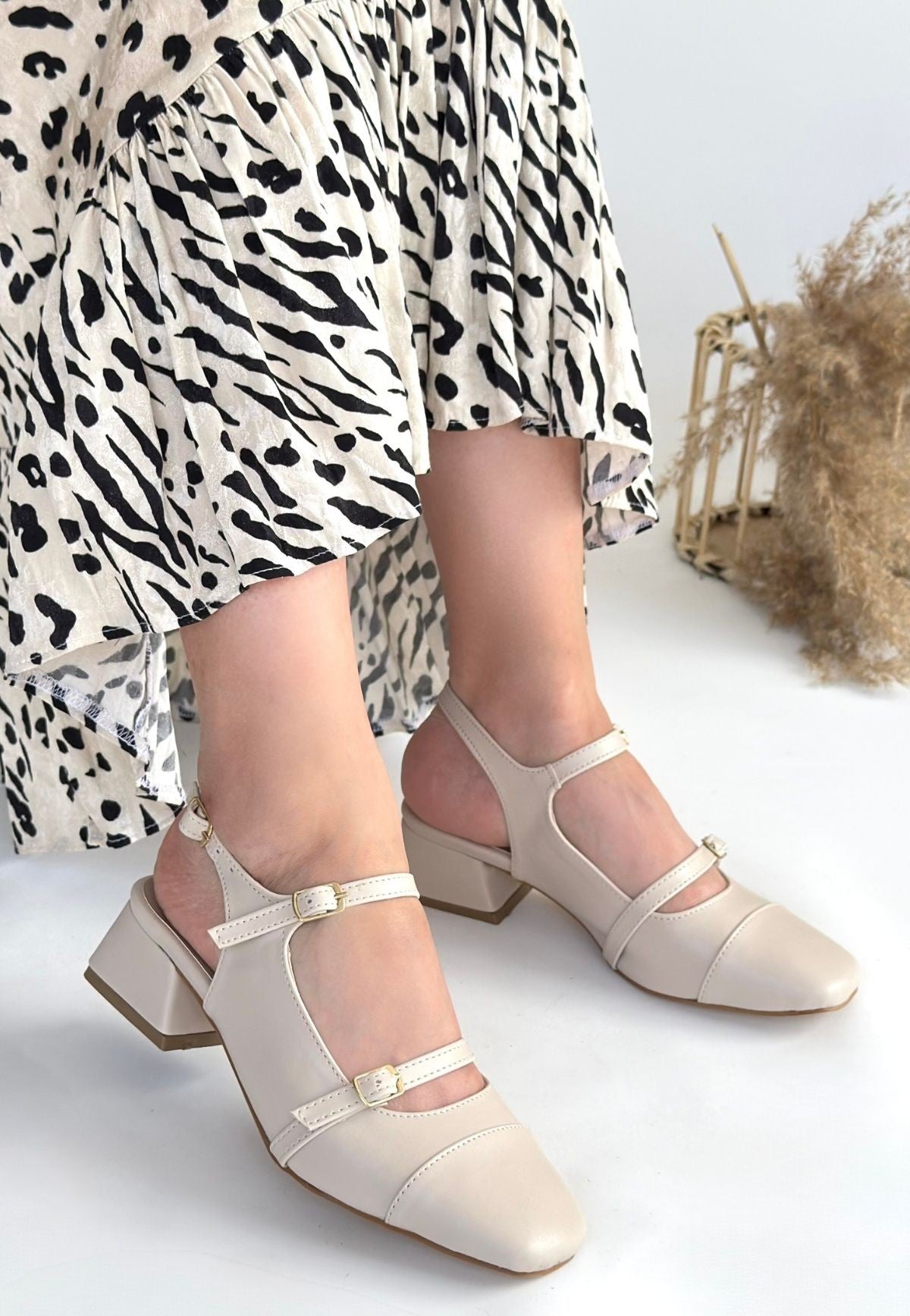 Doran Bej Cilt Topuklu Ayakkabı