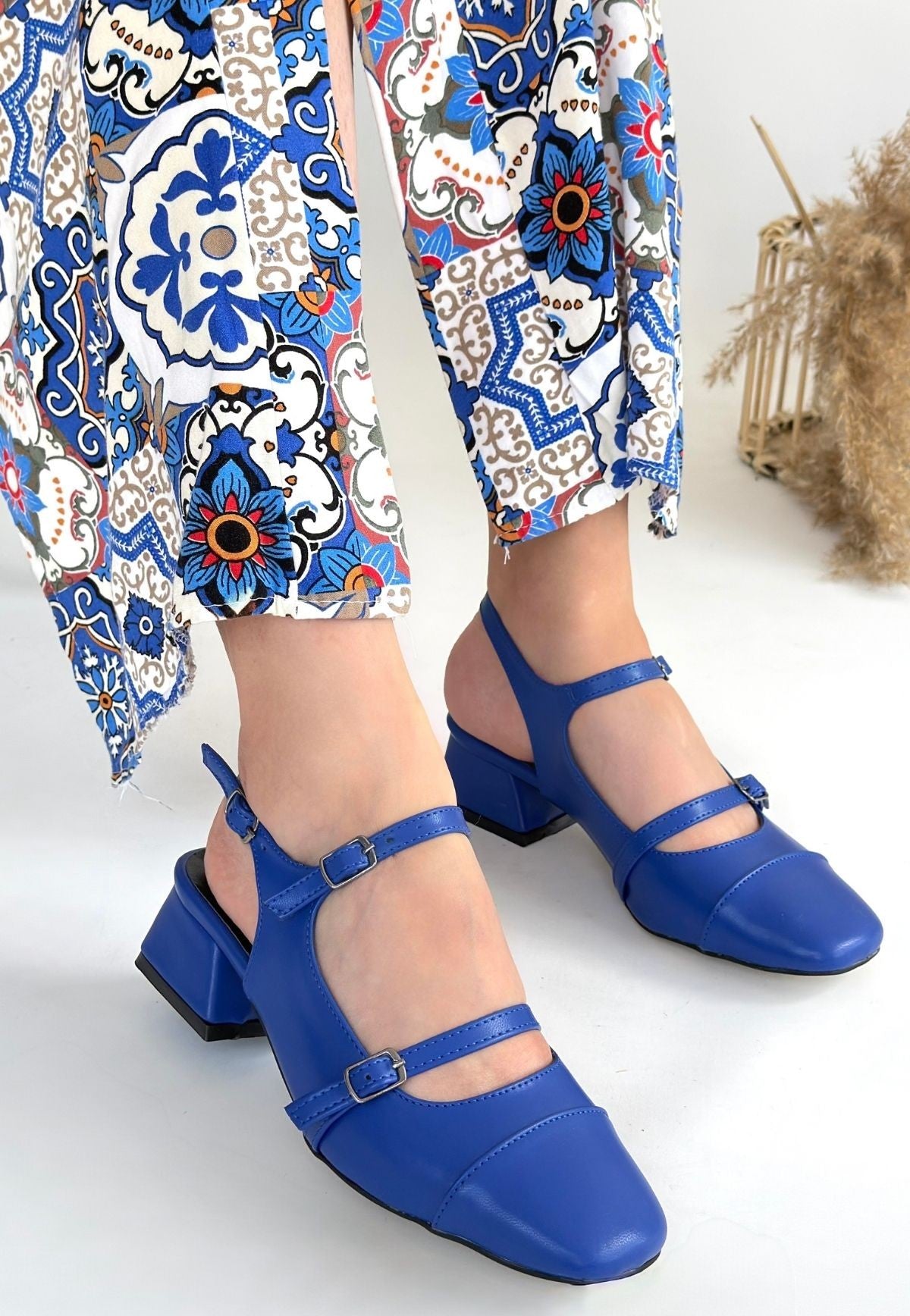 Doran Mavi Cilt Topuklu Ayakkabı