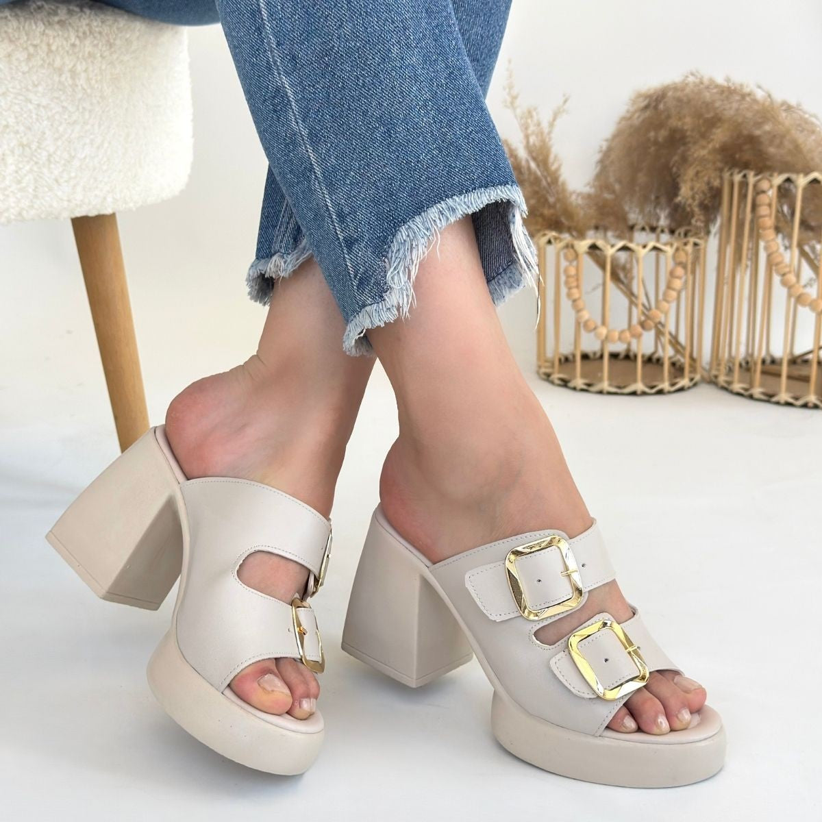 Frend Bej Cilt Doldu Topuklu Terlik