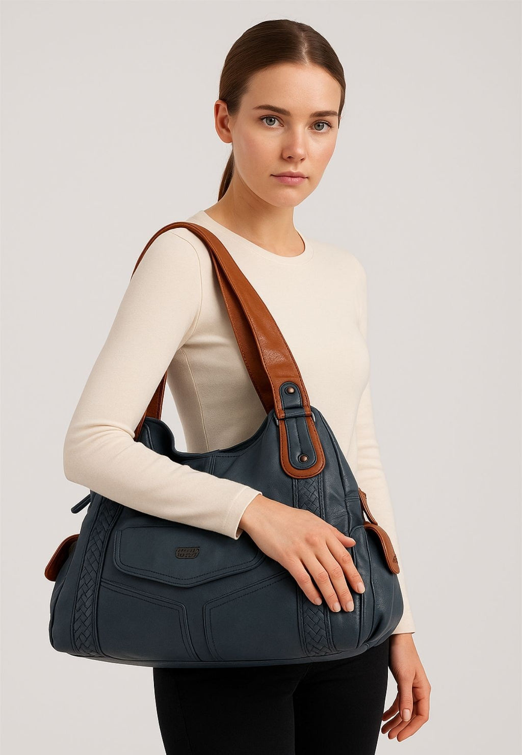 Batti Mavi Cilt Omuz Çantası