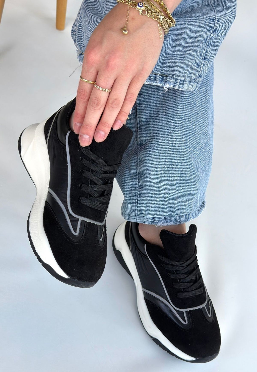 Lemda Siyah Süet Bağcıklı Spor Ayakkabı