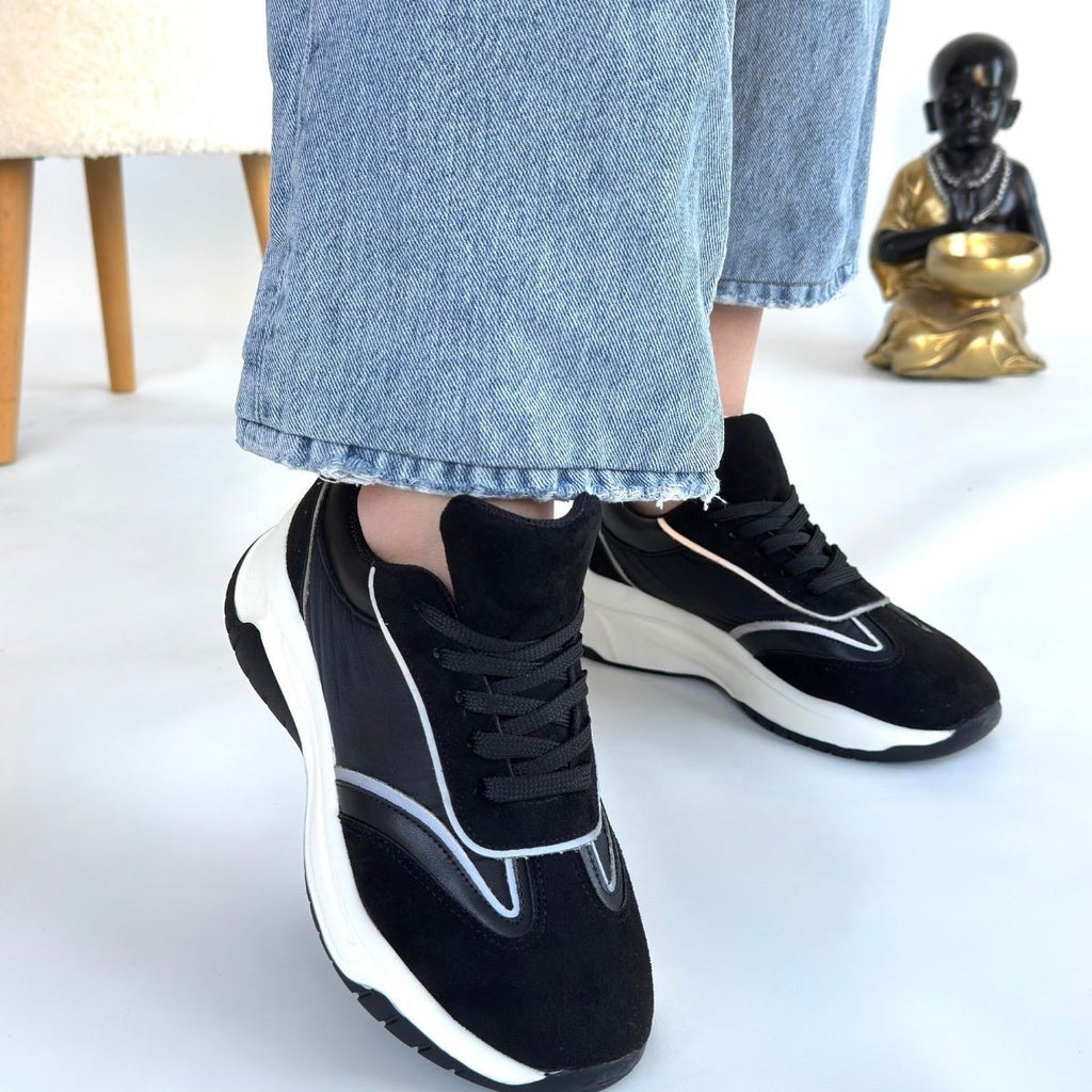 Lemda Siyah Süet Bağcıklı Spor Ayakkabı