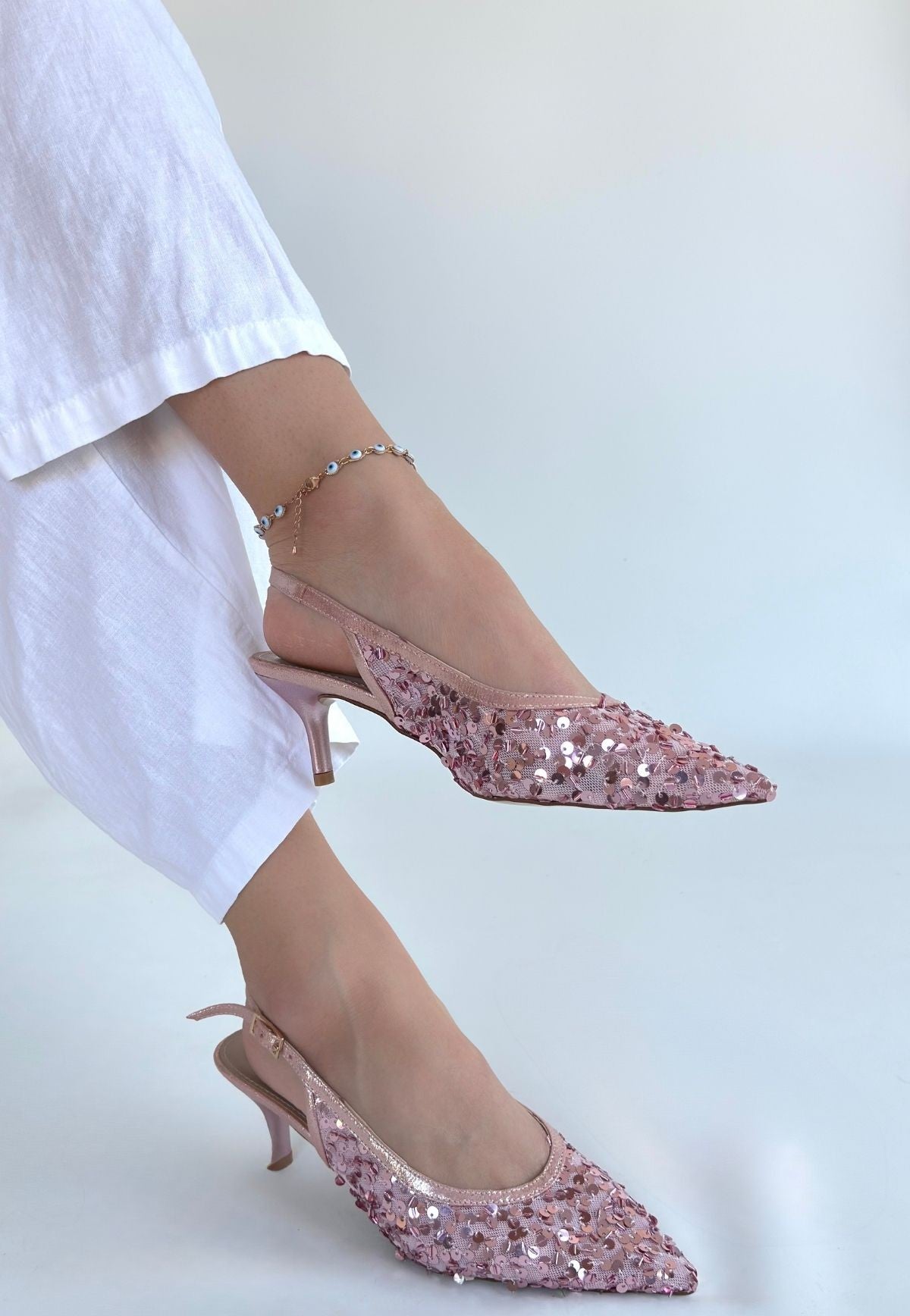 Suana Pudra Pullu Topuklu Ayakkabı