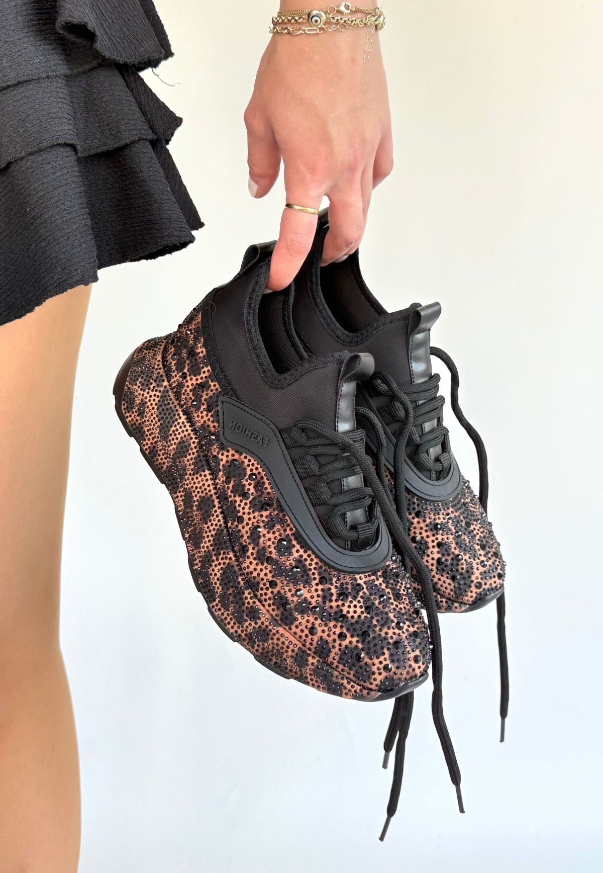 Rimay Kahverengi Cilt Boncuk İşlemeli Spor Ayakkabı